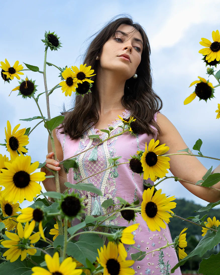 Peony Glow - Image 6